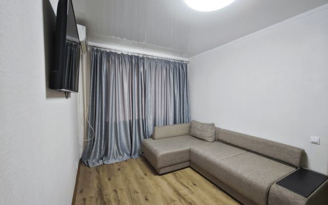 Comfort + Ot Sutochno.Tob Apartaments
