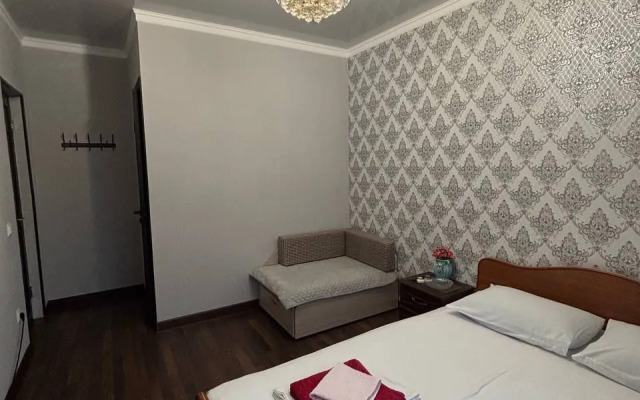 Milana Guest House