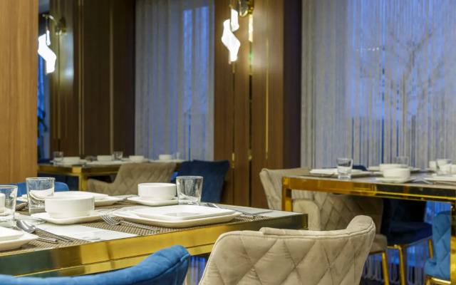 Trademark Collection by Wyndham Operla Airport Hotels