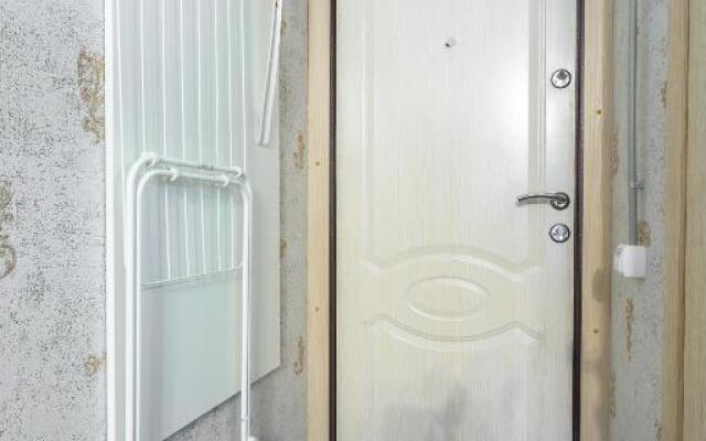 Gosti Lyubyat Na Sennoy Flat 2