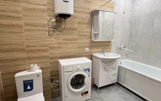 Bolshaya Ryadom S Zhd Vokzalom Flat