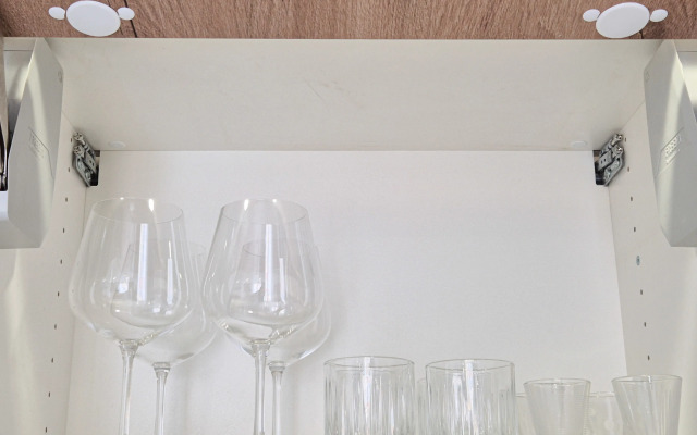 Svetlaya studiya s balkonom na 9 etazhe Flat