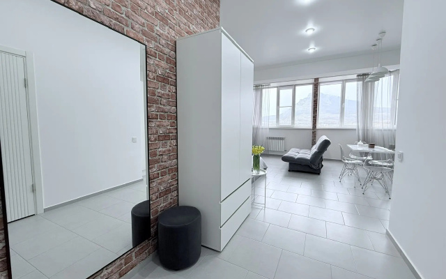 Апартаменты Sutki Rent с красивым видом на горы