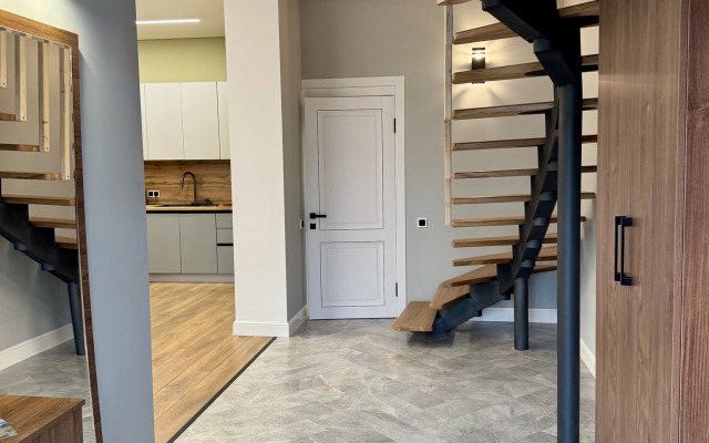 Частный дом Family House №1