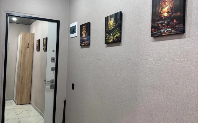 Апартаменты Потрясающая студия напротив терминала в центре Нефтяников