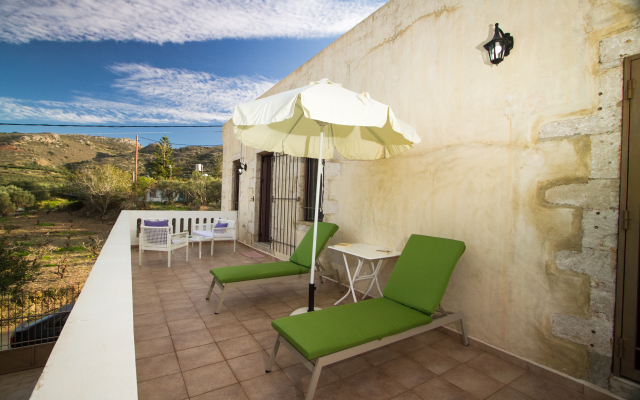 Sunny Villa