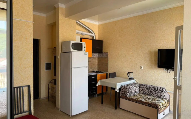 3 Minuty Do Morya - Monaco Club Flat