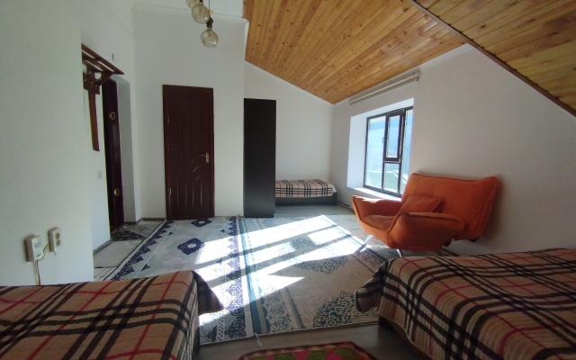 Zhaysan-Krylyya Guest House