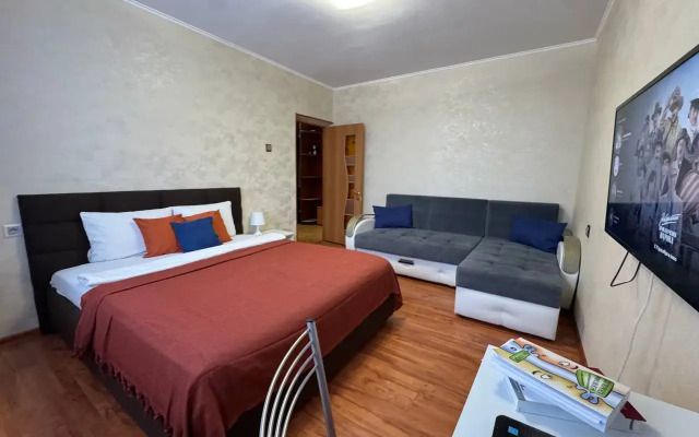 Апартаменты Двухкомнатные с Красивым Видом на Реку Обь