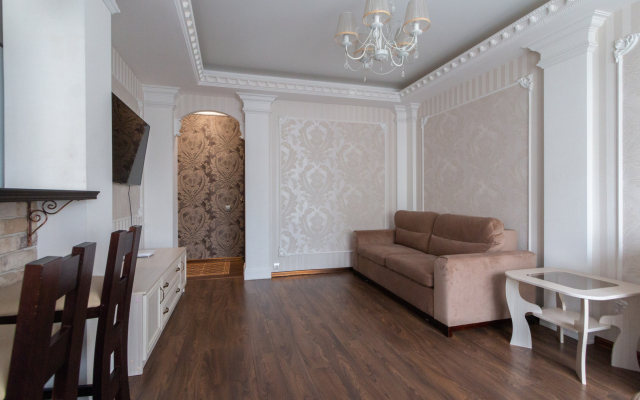 V Tsentre Studio Flat