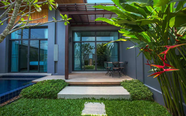 Miriama 2 Bedroom Near Naiharn Beach Villa