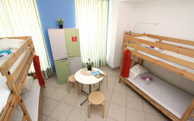 BedAndBike Hostel