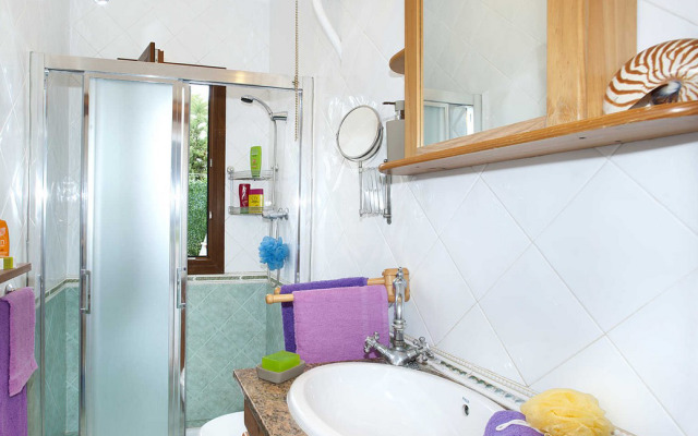 Eternal Sunshine Villa