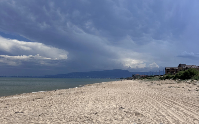 Частный дом просторный светлый на берегу Каспийского моря