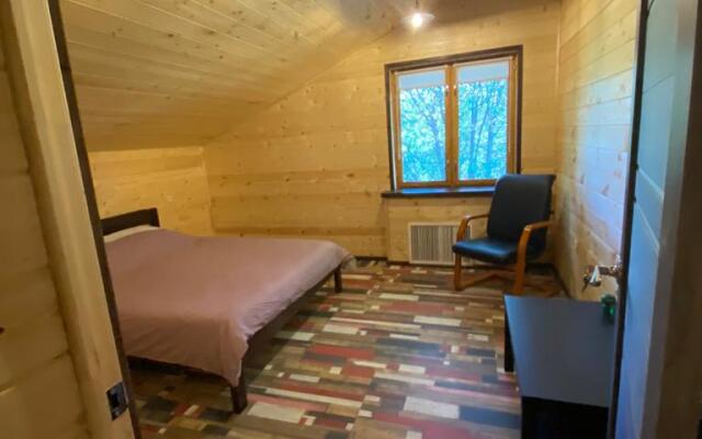 EkoOtel' Prostranstvo Chalet