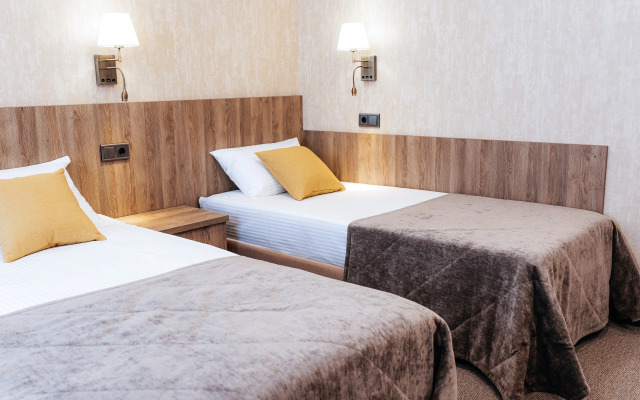 Kristall Hotel