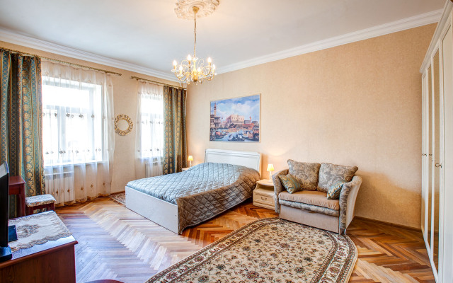 Na Galernoy U Nevi Apartments