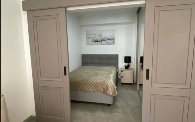 Odnokomnatnaya Na Staroshosseynoy Ulitse 5k3 Flat