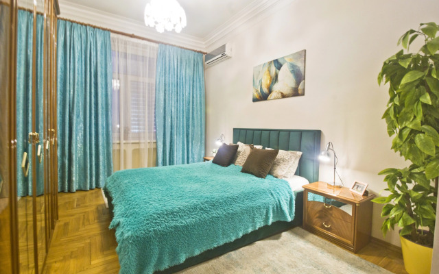 Квартира 3-х комнaтная pядом с метрo Смoленская