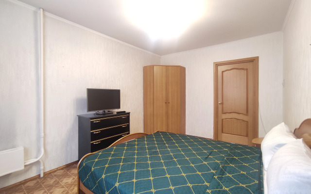 Апартаменты 3-комнатные OCHRE APARTAMENT от Акварель.flat у Нефтегазового университета