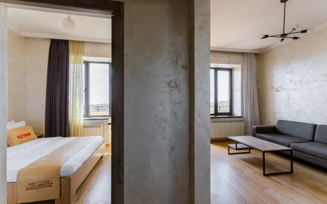 KeyGo #0054, 1 Bedroom, Balcony, Mountain View Apartments