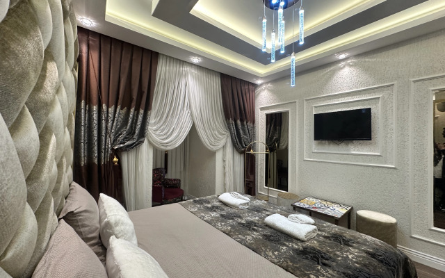 Отель TH Old City Hotel