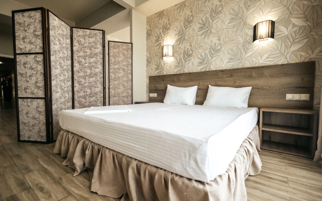 Central Inn Conference Hotel