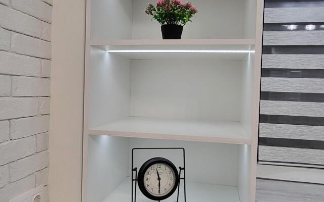 Апартаменты День и Ночь на Согласия