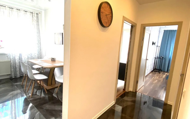 Квартира Современная двухкомнатная