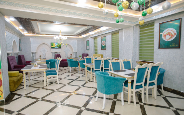 Hotel Dendi Plaza