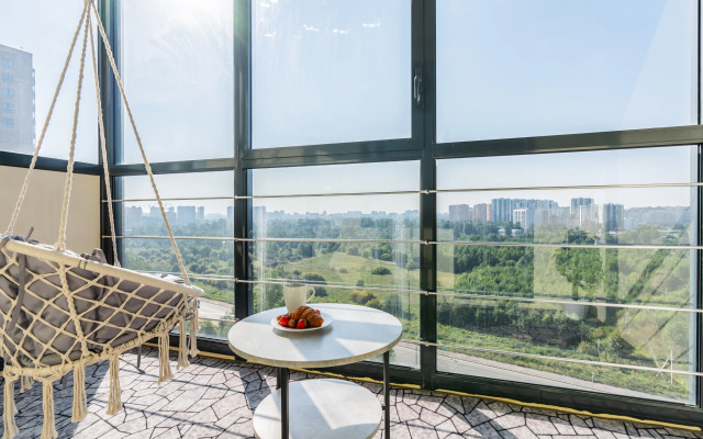 Uyutnaya Svetlaya S Vidom Na Zakat Flat