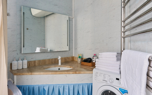 Апартаменты 4 Комнатная в Доме Ахматовой Третьяковская Галерея