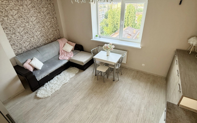 Uyutnaya S Vidom Na Volgu I Volzhskie Parusa Flat