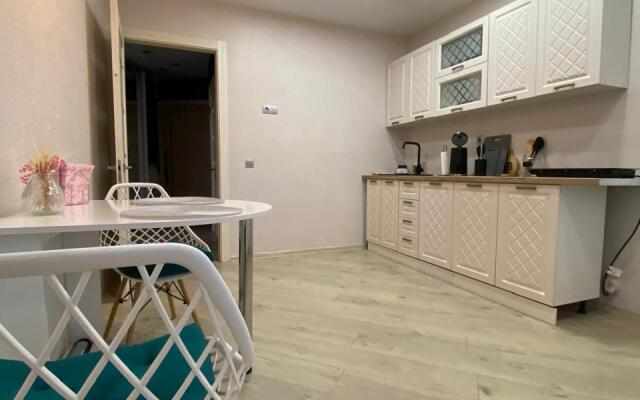 Na Sviridova 6 Apartments