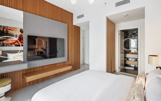 Elegant 2-Bedroom Apartment in Dubai Creek Harbour, Apartments