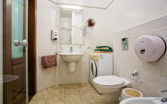 Апартаменты Таврида Люкс на набережной в Ялте