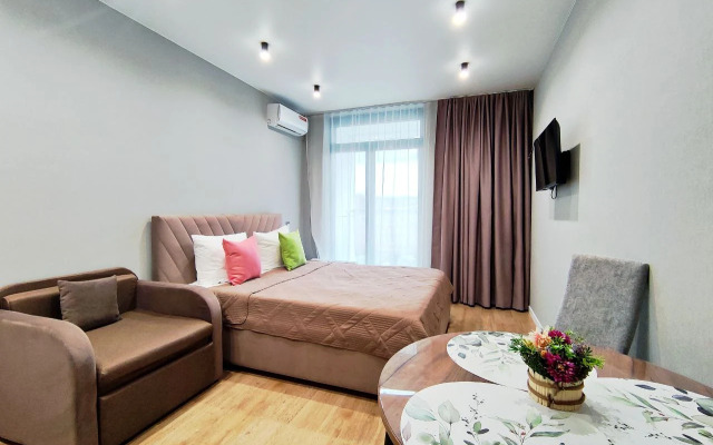 Квартира студия на троих