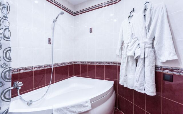 Studio v Tsentre s Vidom na Gorod Rumer Apartments