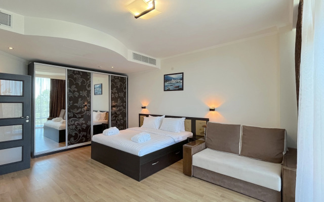 Dvuhkomnatnye Akvamarin u morya s bassejnom, SPA, plyazhem N207 Apartments