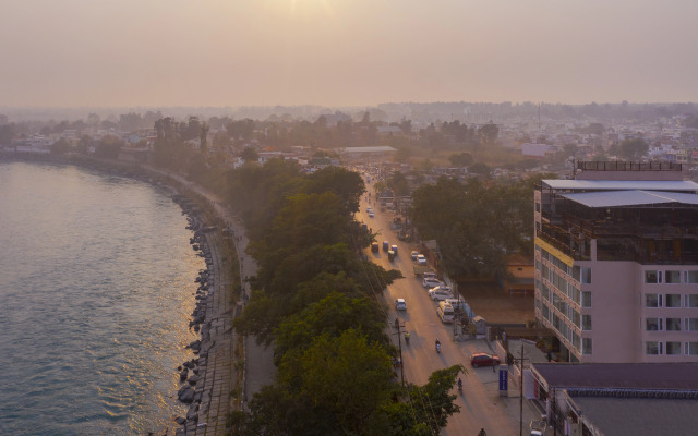 Отель EllBee Ganga View