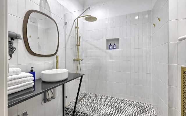 Апартаменты Myhome Yourhome на Полтавской 10