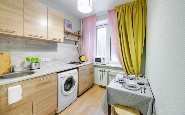 60 Let Oktyabrya 5k1 Apartments