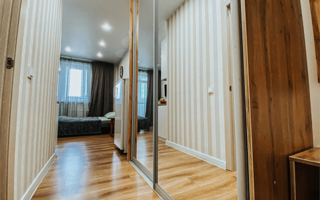 V Zhk Akvamarin U Tts Akvamoll 1008 Apartment