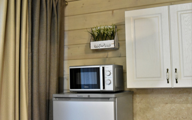 Лесной домик на берегу Озера Волго на Селигере - коттеджи Сосновый бор