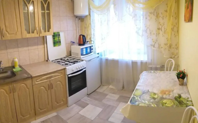 V Tsentre Goroda V Shagovoy Pl. Lenina Flat