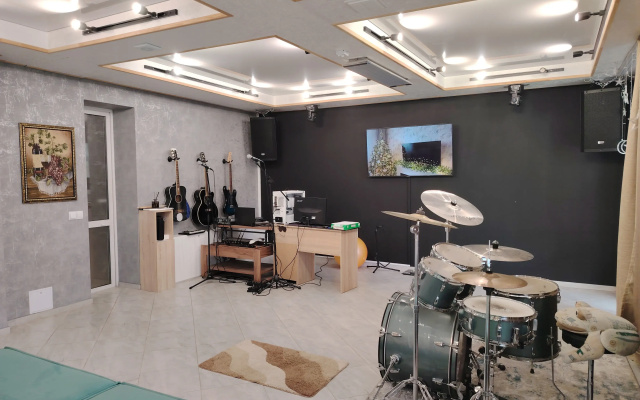 Castnyj dom Dom v centre goroda s saunoj i karaoke