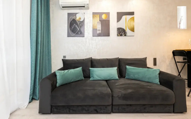 Апартаменты Бизнес с Балконом Elite Apartments