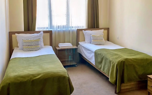 Mina Hotel