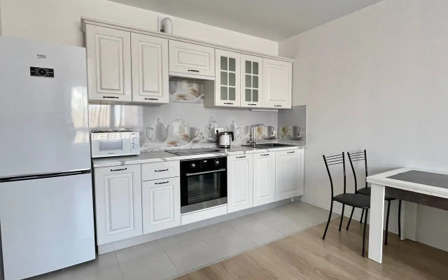 Yevrotreshka Vv Apart Vozle Metro Kotelniki Na Sosnovoy 5k1 Apartments