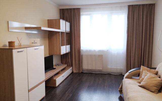 Улучшенные апартаменты Oрехово (Дом у Парка)